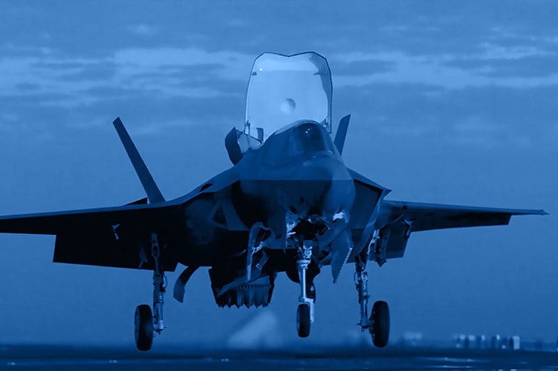 F35-landing-800